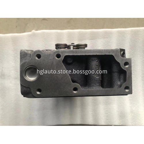 KUBOTA ENGINE V3300 COMPLETE CYLINDER HEAD ASSY 1G513-03020